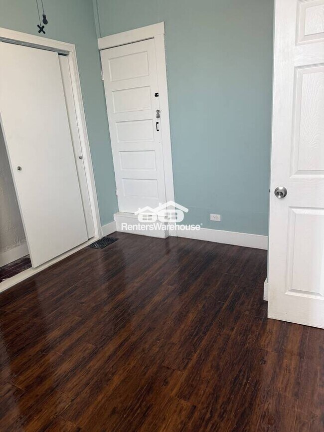 Building Photo - Two Bedroom Two Bath Home for Rent - Coming Soon!