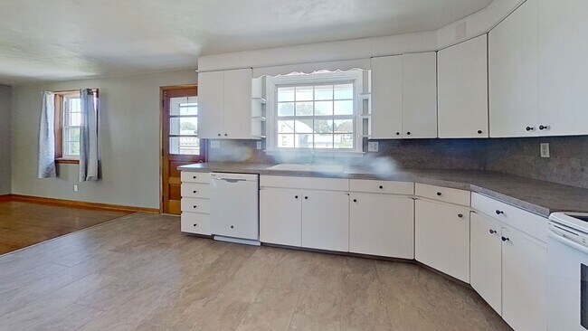 Foto del edificio - 9 Muddy Creek Forks Rd