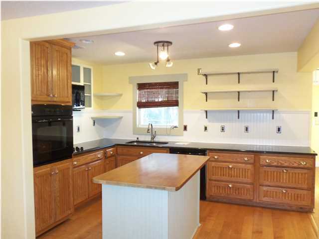 Building Photo - 236 Bradley Dr NE