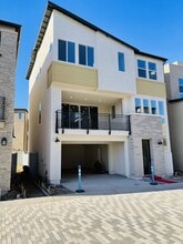 Building Photo - 8160 Rose Quartz Cir