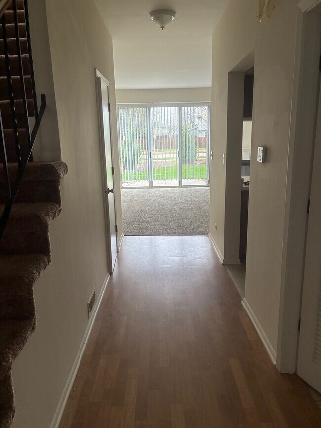 Foto del edificio - 1158 Regency Dr