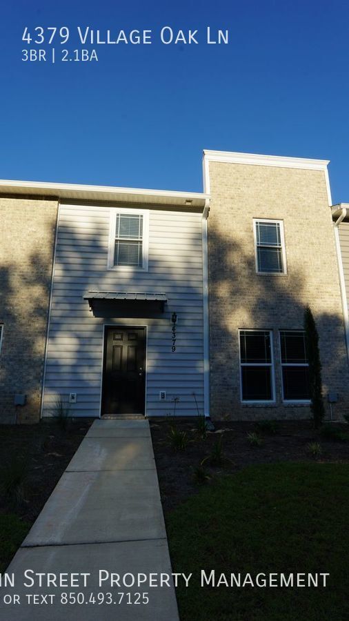Foto del edificio - 4379 Village Oak Ln