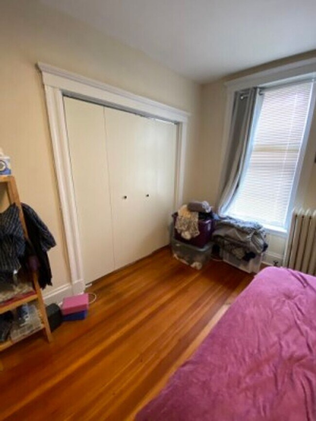 Building Photo - Nice, Spacious, Updated and Affordable Low...