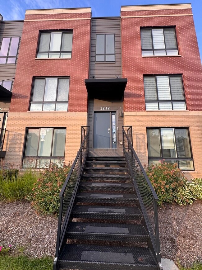 Foto del edificio - 1212 Quadrant Ln.