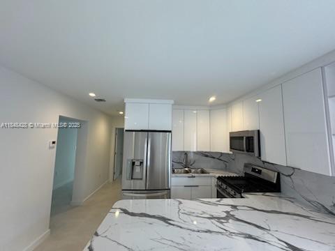 Foto principal - 911 Sharar Ave