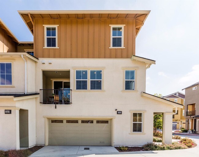 Foto del edificio - 1343 Nestwood Way