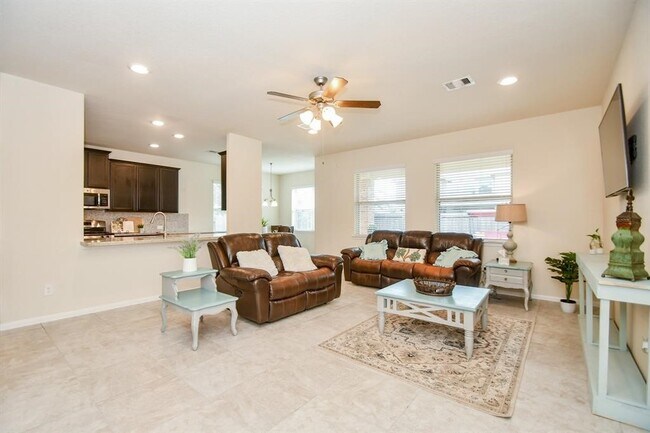 Building Photo - 2214 Granite Park Ln