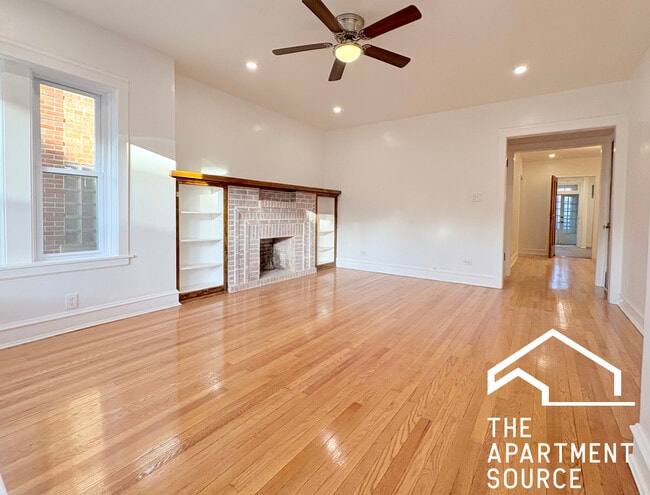 Building Photo - 5713 N Talman Ave