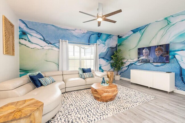 Building Photo - 8938 Cuban Palm Rd