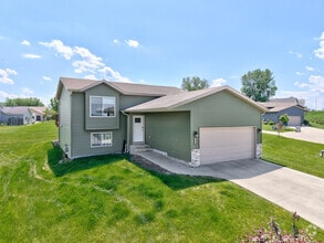 Building Photo - 3948 Orchardview Ln NW