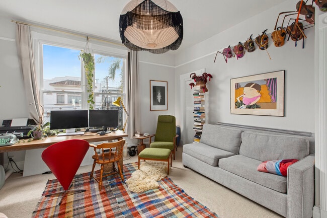 Building Photo - 32A Landers St