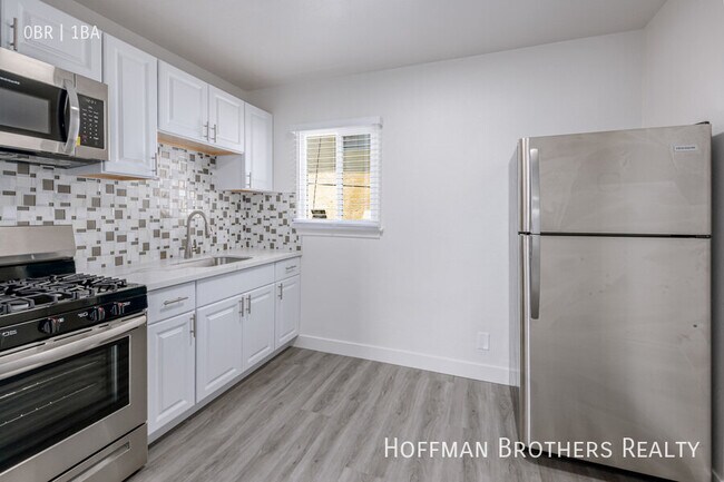Foto del edificio - 6167 Coldwater Canyon Ave