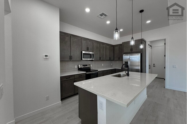 Building Photo - 3Bed/2Bath House in North Surprise! BRAND NEW! NEVER LIVED IN!