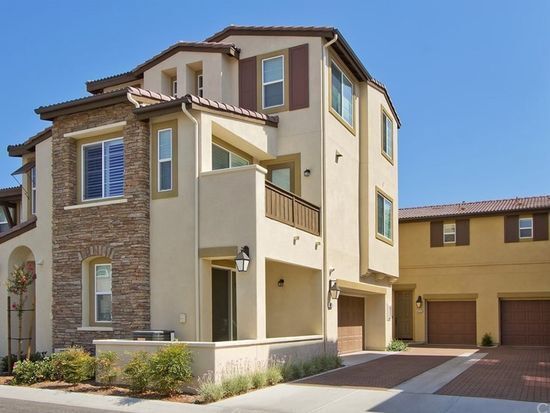 Foto principal - 3 Bedroom Temecula Town Home in Alegre Com...