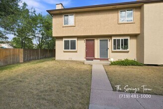 Building Photo - 3014 Starlight Cir