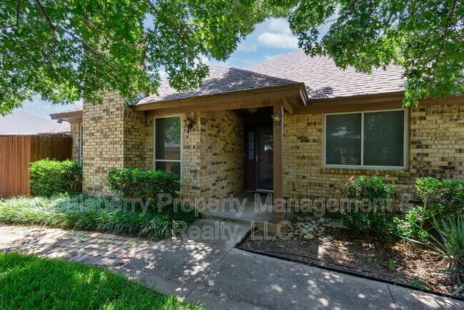 Building Photo - 7417 Lemonwood Ln