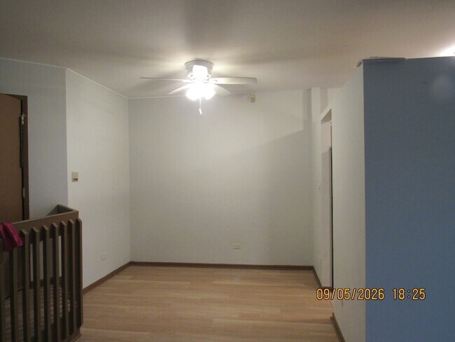Building Photo - 1735 Chesapeake Ln