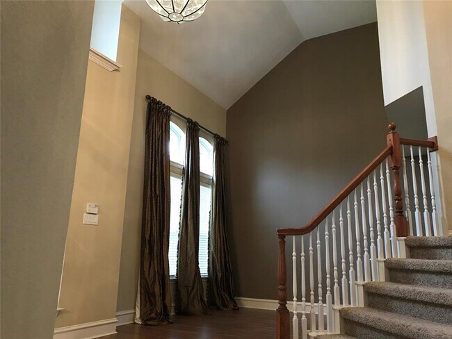 Building Photo - 3804 Blaylock Pl