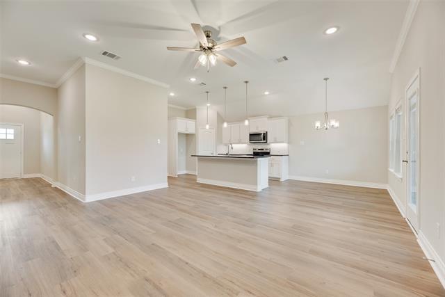 Foto del edificio - 803 Moseley Ln