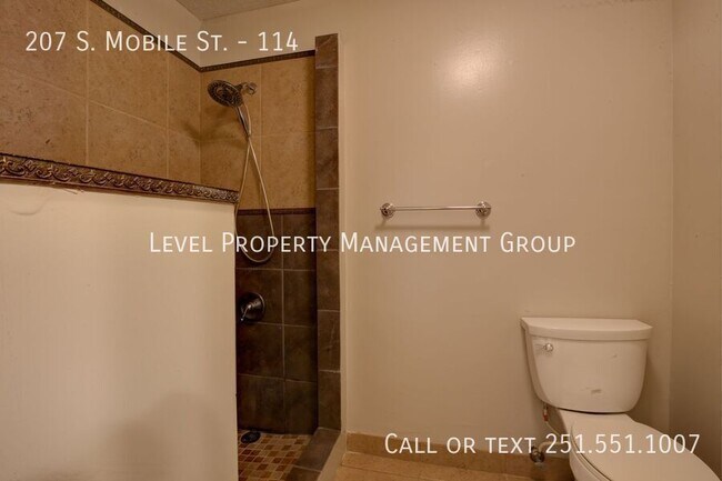 Building Photo - 207 S Mobile St