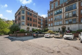 Building Photo - 11430 Cedar Glen Pkwy