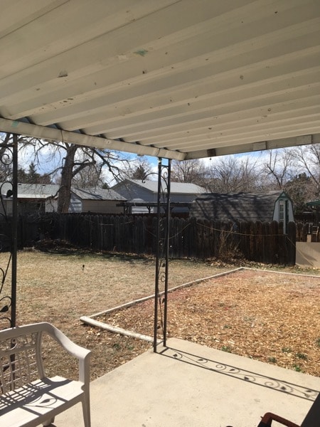 Building Photo - Charming 3BR/2BA with Massive Yard and Gar...