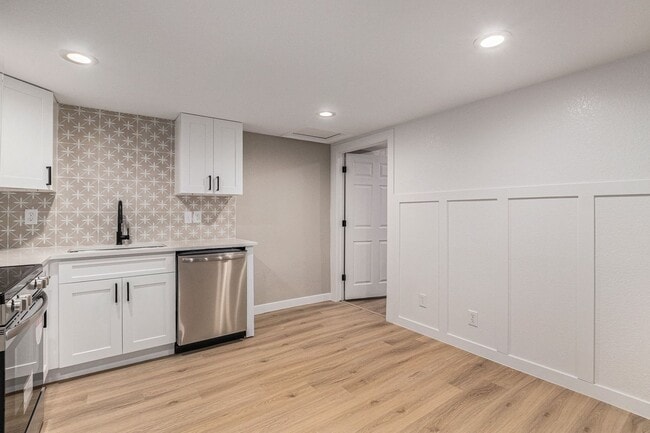 Building Photo - Gorgeous Newly Remodeled Home!