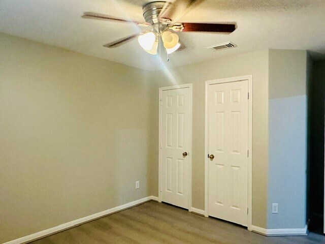 Foto del edificio - 11405 White Forge Ct