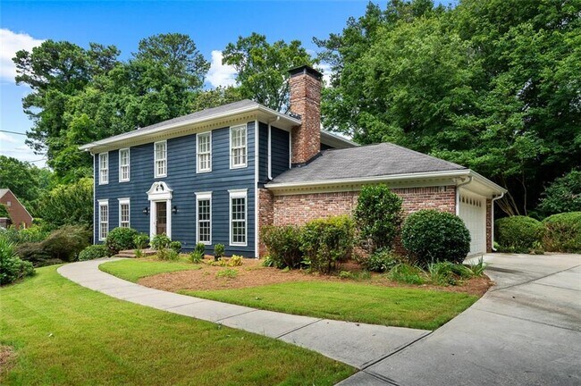 Foto del edificio - 2340 Castleridge Ct