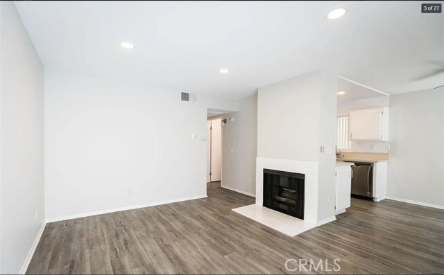 Primary Photo - 4406 Cahuenga Blvd