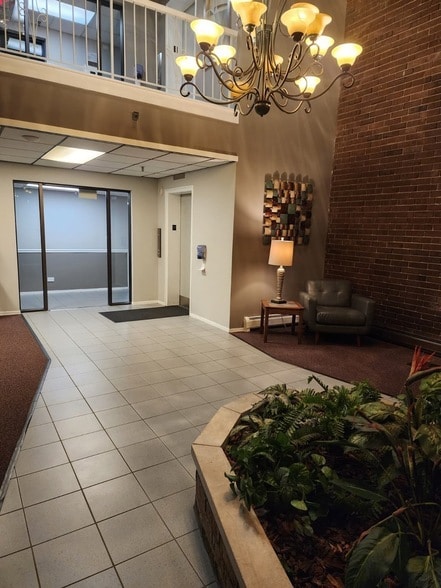 Foto del edificio - 235 N Mill Rd