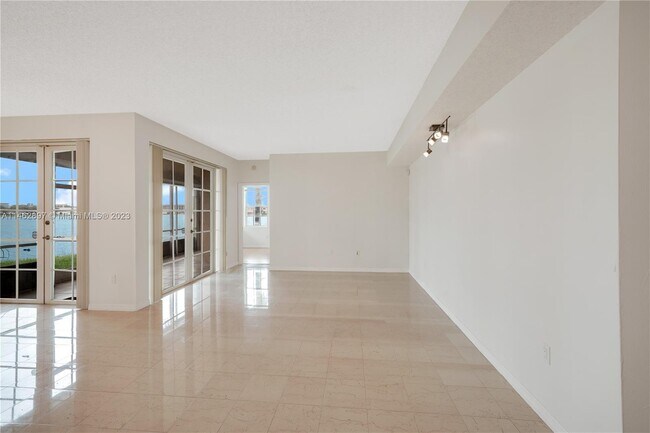 Building Photo - 14725 Balgowan Rd