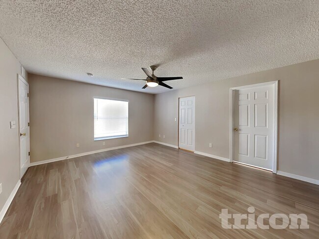 Foto del edificio - 95 Putter Dr