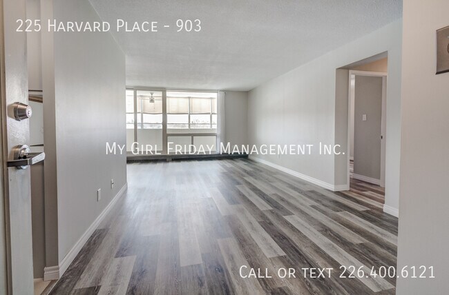 Photo du bâtiment - Upgraded & Renovated! 903-225 Harvard Place