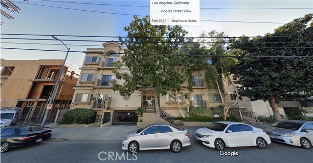 Building Photo - 10630 Moorpark St