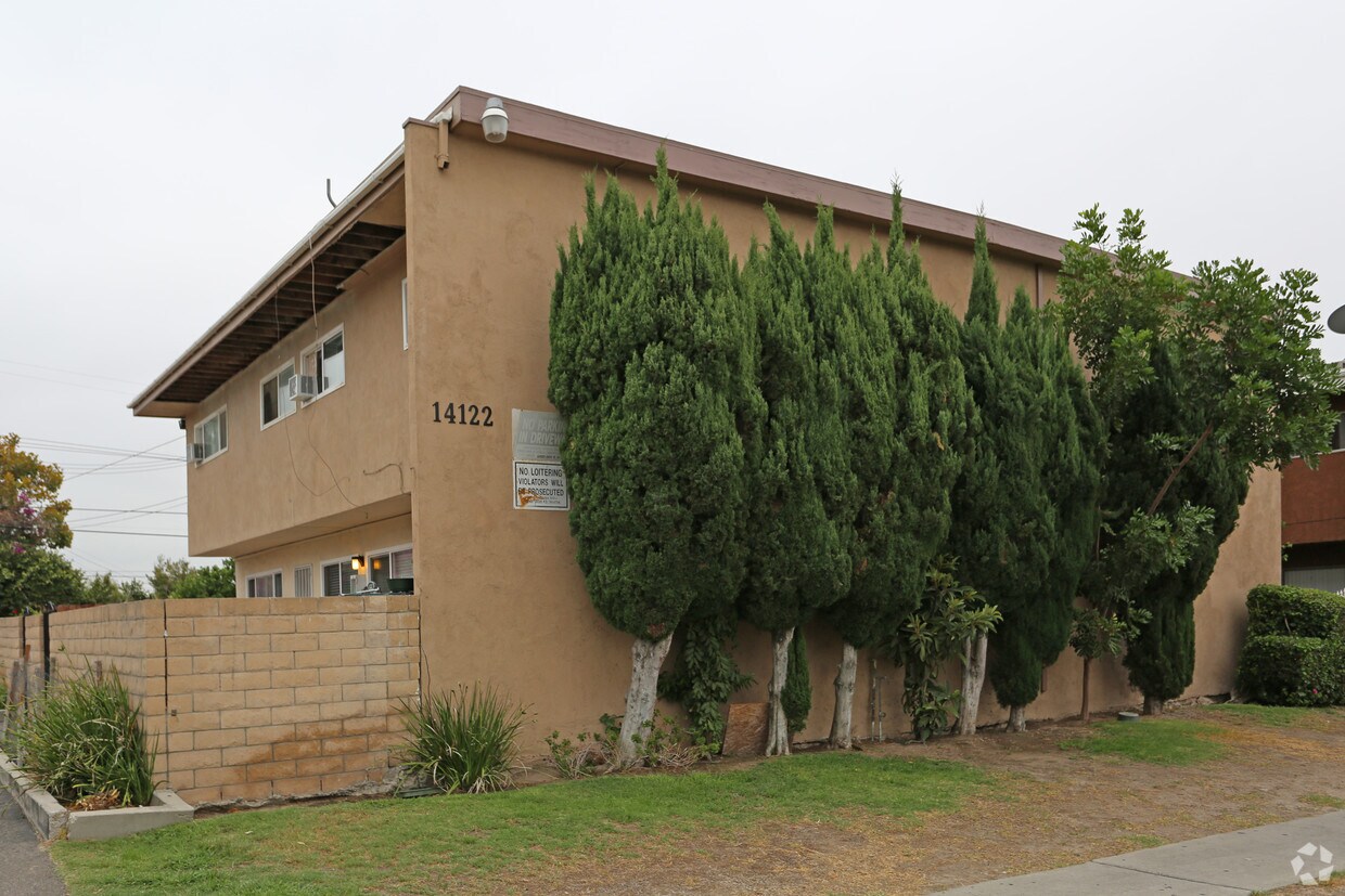 Foto del edificio - 14122 Buena St