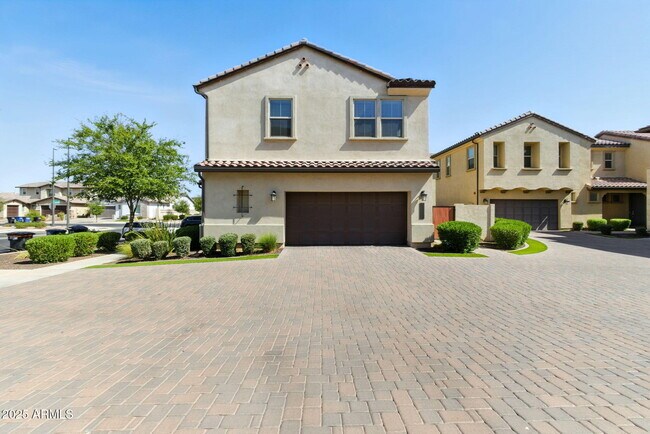 Building Photo - 1935 S Follett Way