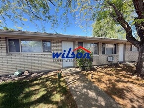 Building Photo - 1009 S 41st Ave