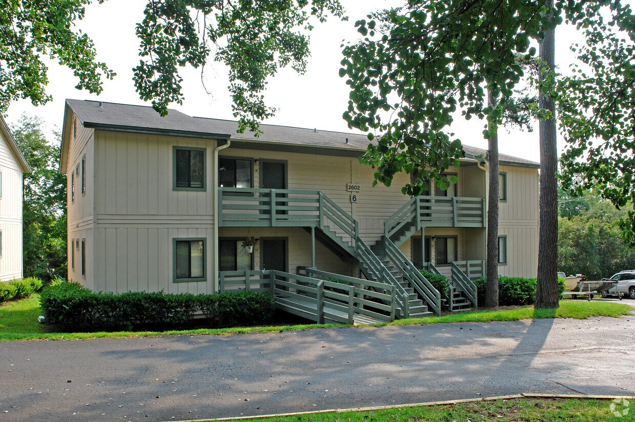 Primary Photo - 2602 N Point Blvd