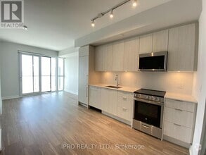Building Photo - 430-4430 Square One Dr