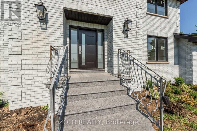 Building Photo - 45 Hilda Rd