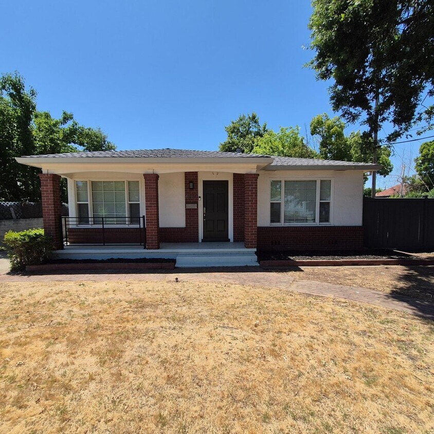 Excellent Tahoe Park Home. - Excellent Tahoe Park Home.