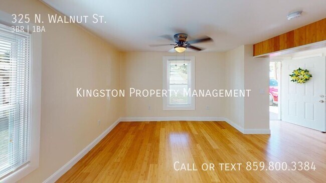 Building Photo - 3 bedroom 1 bathroom for rent! 1/2 off sec...