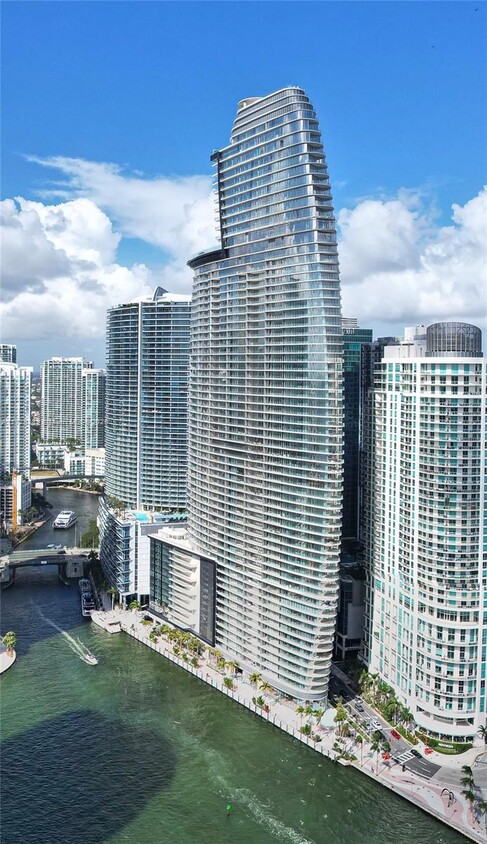 Foto principal - 300 Biscayne Blvd Way