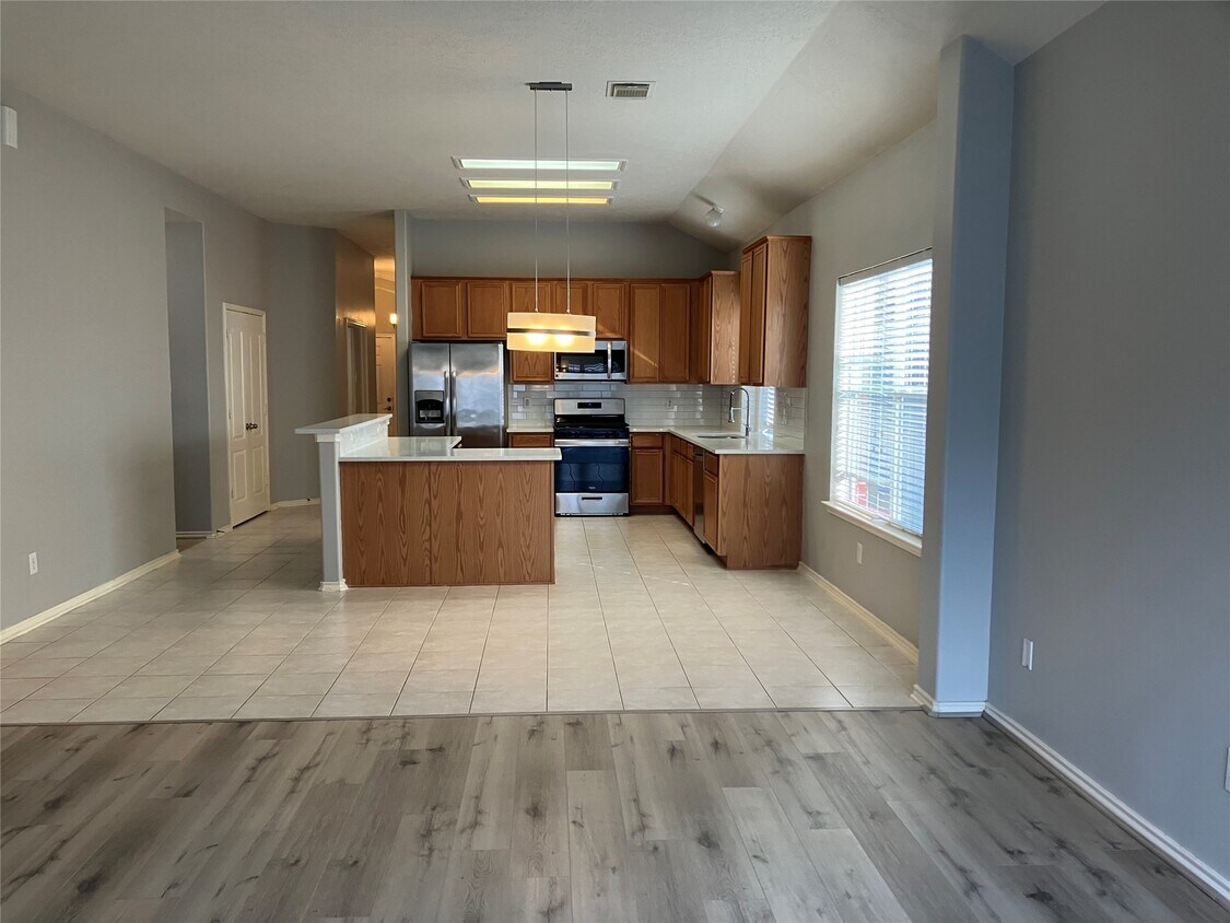 Foto del edificio - 3402 Pebble Beach Ln