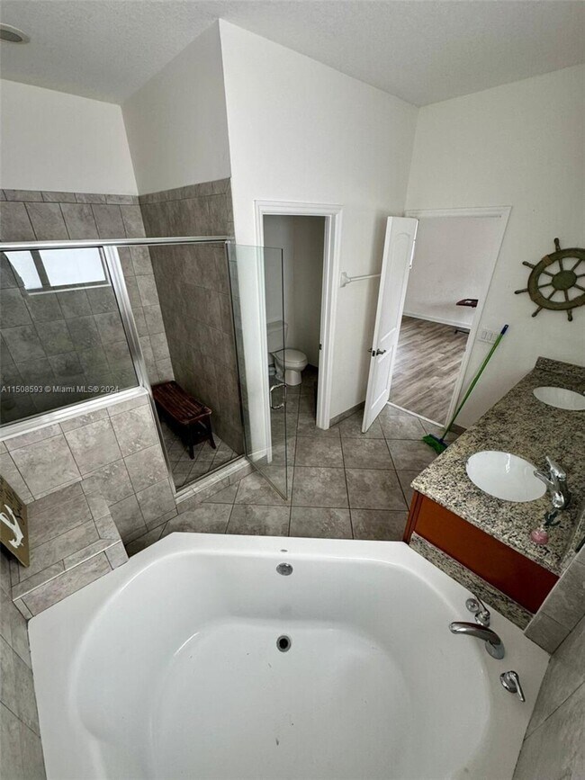 Building Photo - 229900 SW 114TH PATH