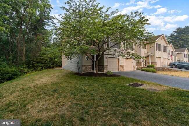 Building Photo - 7881 Manada Ct