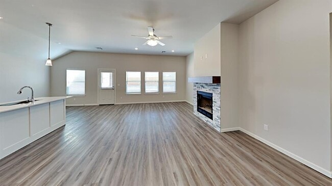 Building Photo - 491 Hardesty Dr