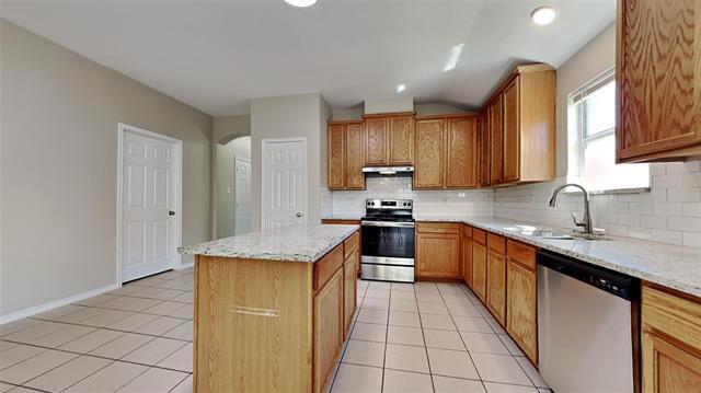 Foto del edificio - 6901 Whitestone Dr