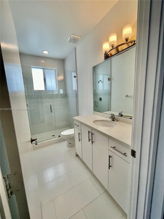 Foto del edificio - 2621 NE 212th Terrace